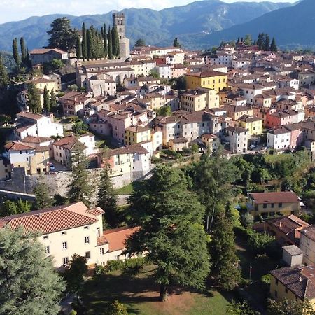 Villa Gherardi - B&B E Hostel Barga Zewnętrze zdjęcie