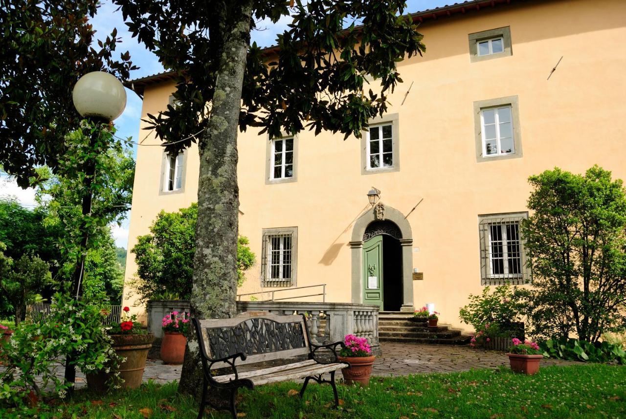 Villa Gherardi - B&B E Hostel Barga Zewnętrze zdjęcie