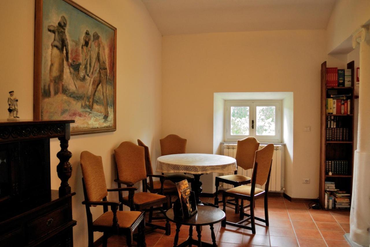 Villa Gherardi - B&B E Hostel Barga Zewnętrze zdjęcie