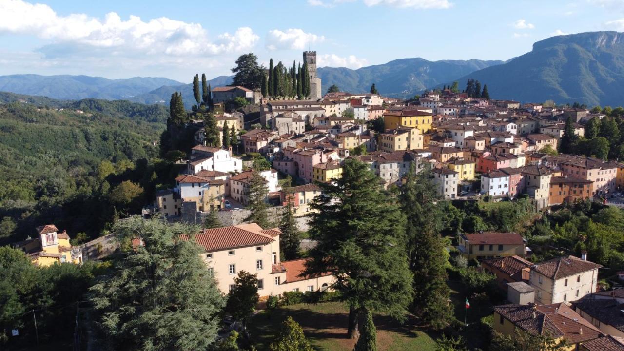 Villa Gherardi - B&B E Hostel Barga Zewnętrze zdjęcie