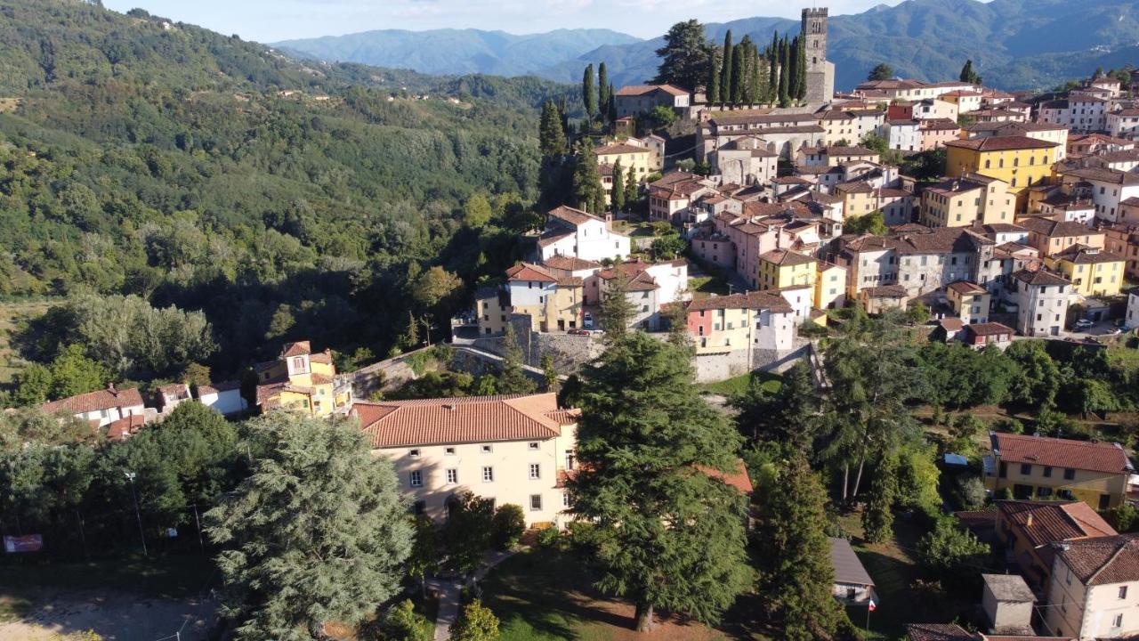 Villa Gherardi - B&B E Hostel Barga Zewnętrze zdjęcie